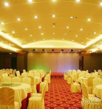 Wu Liang Ye Grand Hotel Chengdu Exterior foto