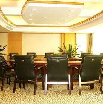 Wu Liang Ye Grand Hotel Chengdu Exterior foto